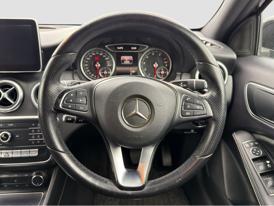 2016 Mercedes-Benz A Class - image 10