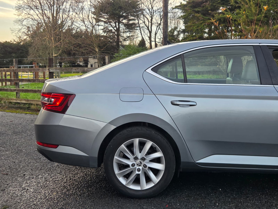 2016 Skoda Superb STYLE 2.0 TDI 190BHP DSG 4DR AUTO €10,950