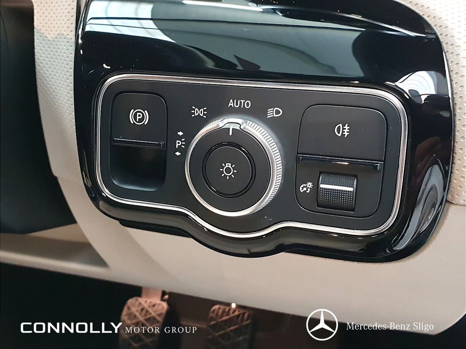 2021 Mercedes-Benz CLA Class - image 19