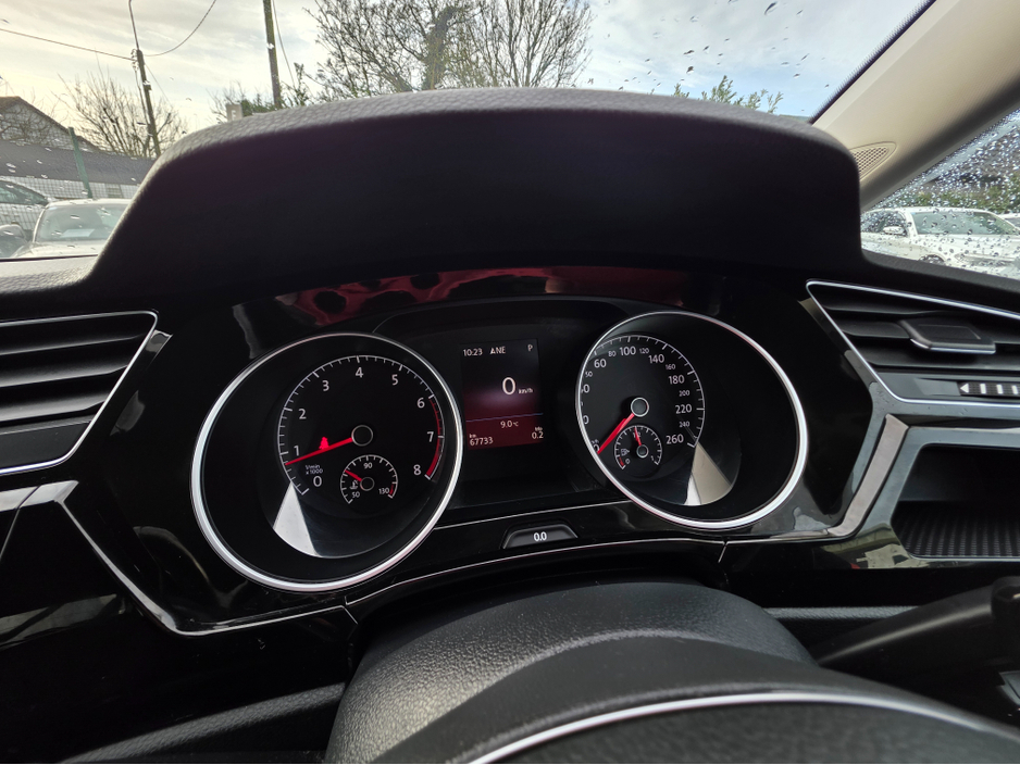 2016 Volkswagen Touran ( 162 REG 1.4 HIGHLINE 7 SEATER CARPLAY ANDROID AUTO LARGE TOUCH SCREEN - SPECIALISING IN IMPORTS OF GERMAN AUTOMATIC HI SPEC €16,950