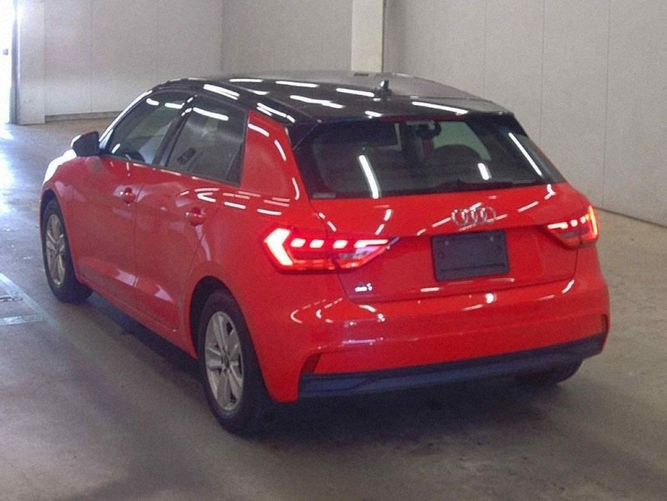 2020 Audi A1 1.0TFSI - RED/BLACK 2-TONE - FACTORY ALLOYS - REVERSE CAMERA - MULTI FUNCTION STEERING WHEEL - CRUISE CONTROL - HEATED SEATS €24,950