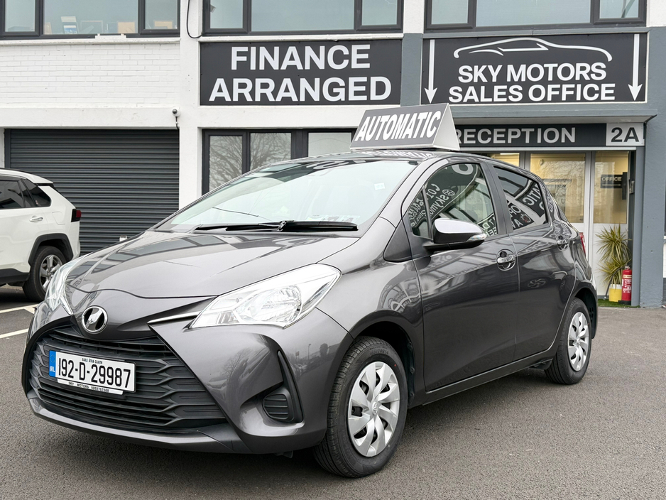2019 Toyota Vitz  €11,590