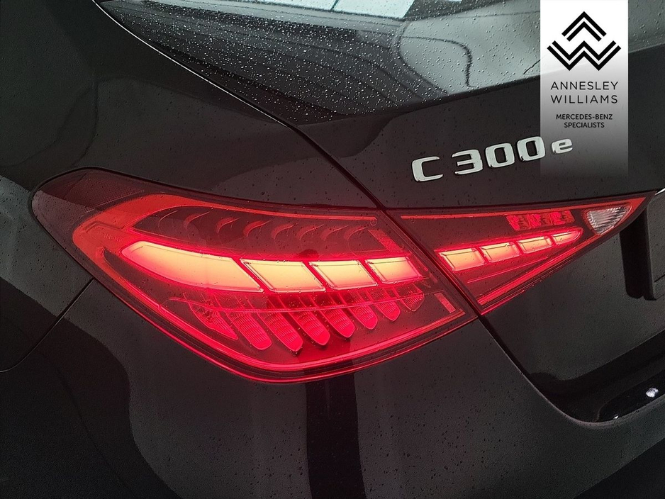 2025 Mercedes-Benz C Class - image 8