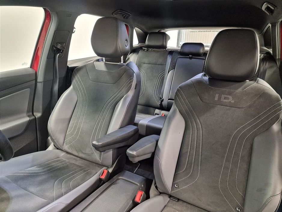 2022 Volkswagen ID.4 LIFE 77kWh 204HP €23,975