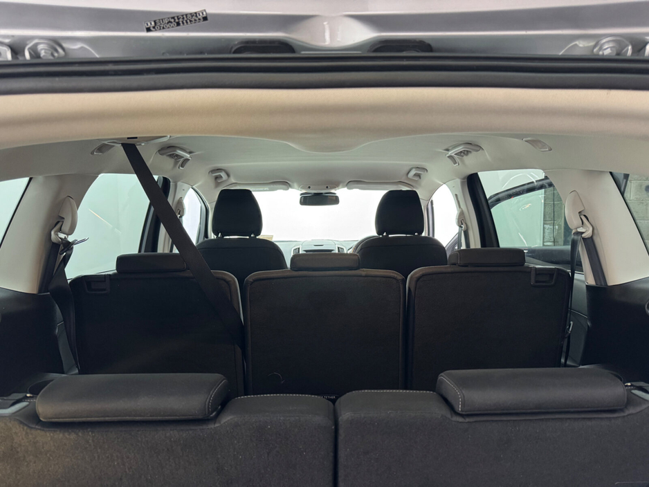 2016 Ford S-Max - image 7