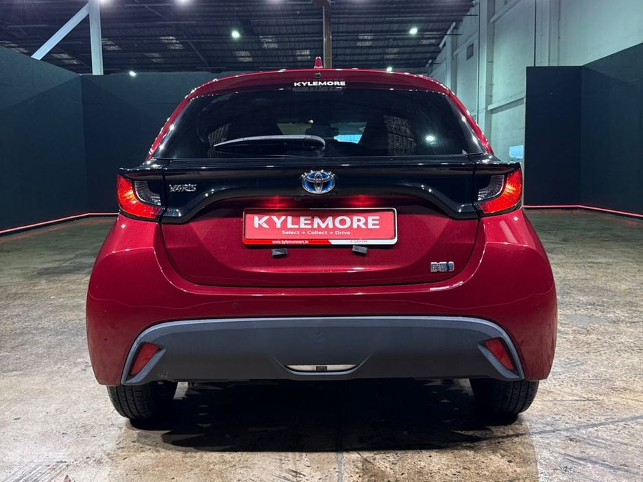 2021 Toyota Yaris 1.5 HYBRID - ALLOY WHEELS- REAR CAMERA €15,950