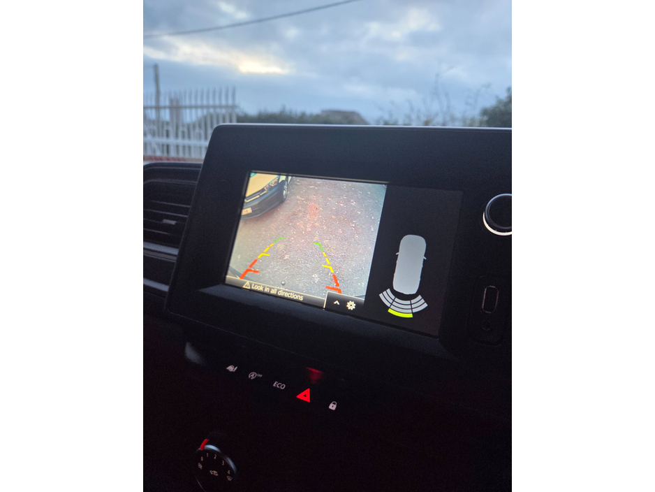 2023 Renault Master - image 9