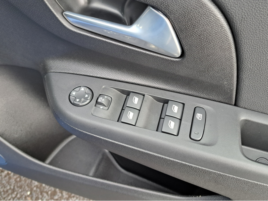 2026 Opel Corsa GS 1.2TURBO 100BHP **TOP SPEC** €27,500