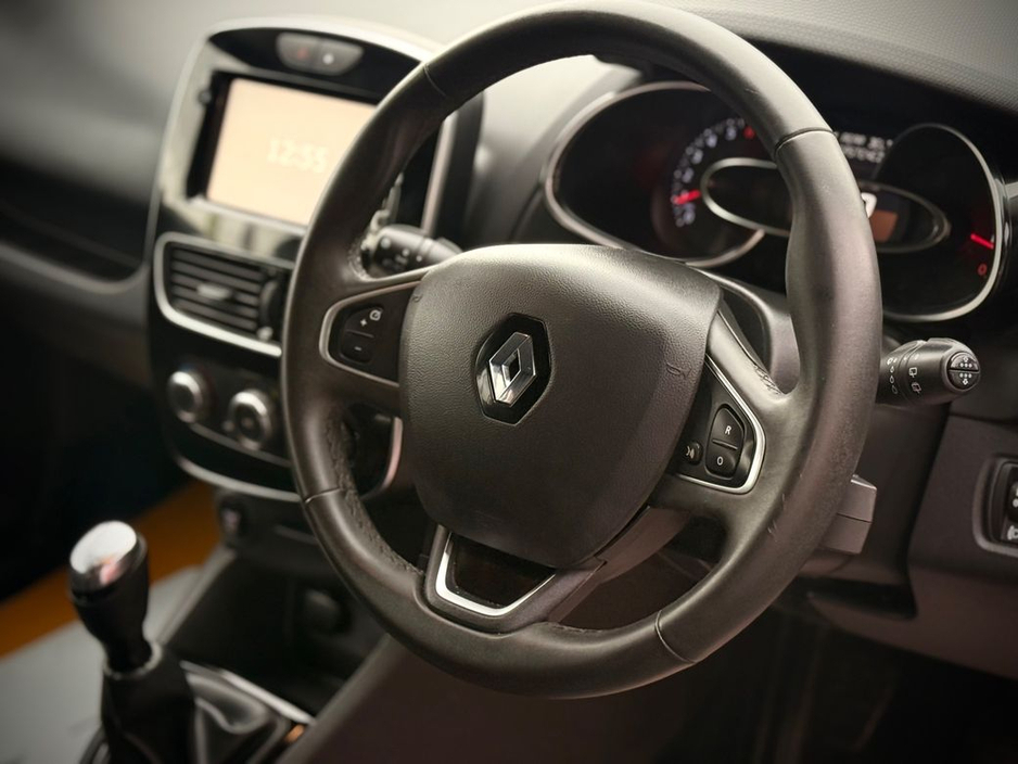 2018 Renault Clio Dynamique NAV 1.2 Petrol // IDEAL STARTER CAR // €10,250