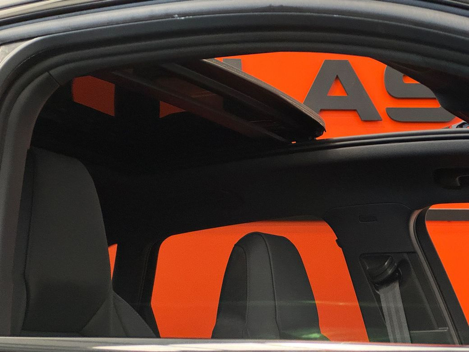 2022 Audi RS Q3 - image 2