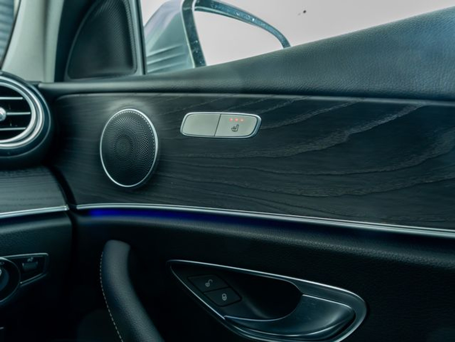 2021 Mercedes-Benz E Class - image 15