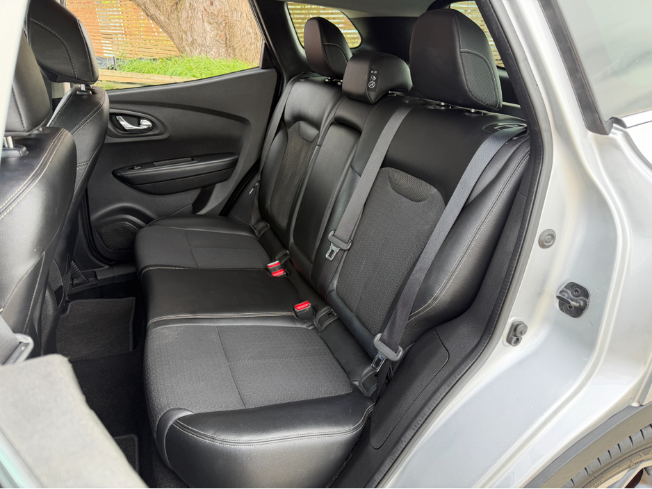 2017 Renault Kadjar - image 23