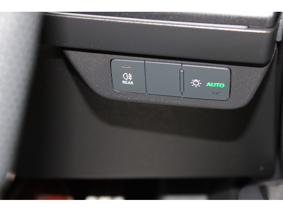 2022 Audi e-tron 55 quattro S Line €30,950