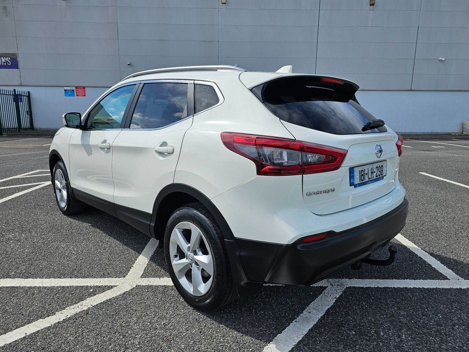 2018 Nissan Qashqai - image 10