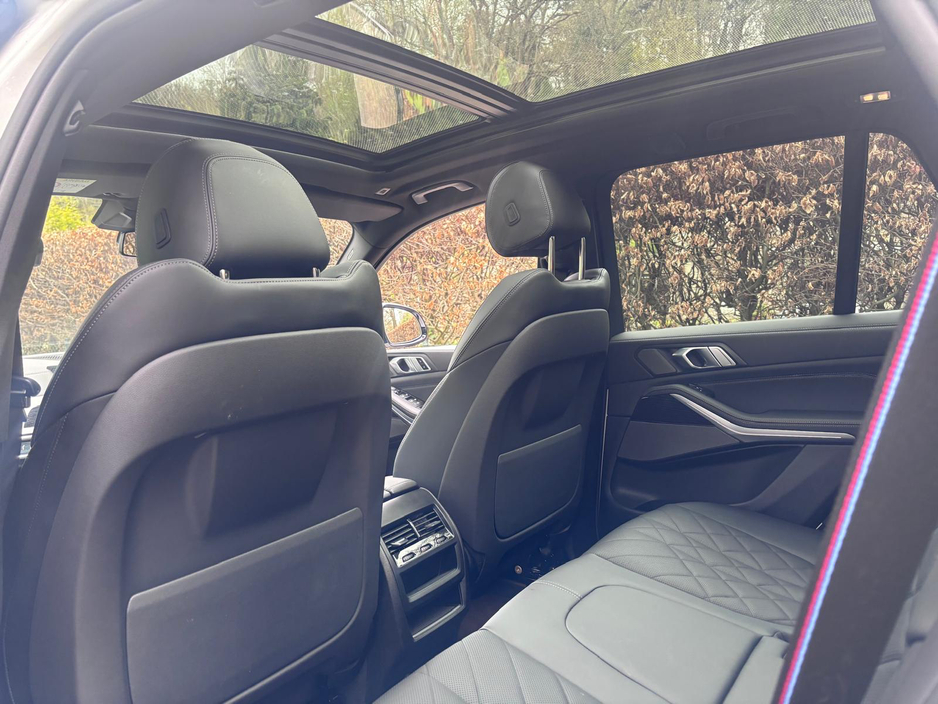 2025 BMW X5 - image 19