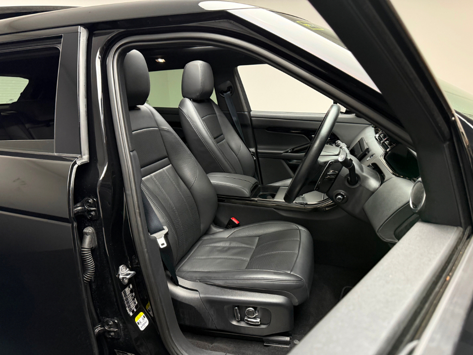 2024 Land Rover Range Rover Evoque HSE DYNAMIC P300E *PAN ROOF* €51,990