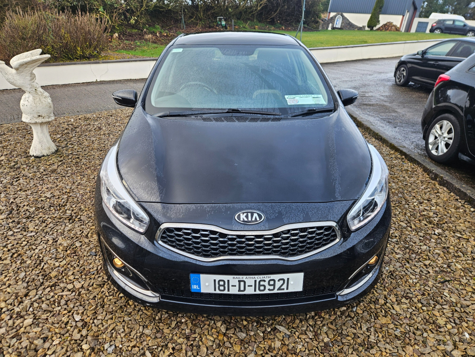 2018 Kia Ceed - image 2