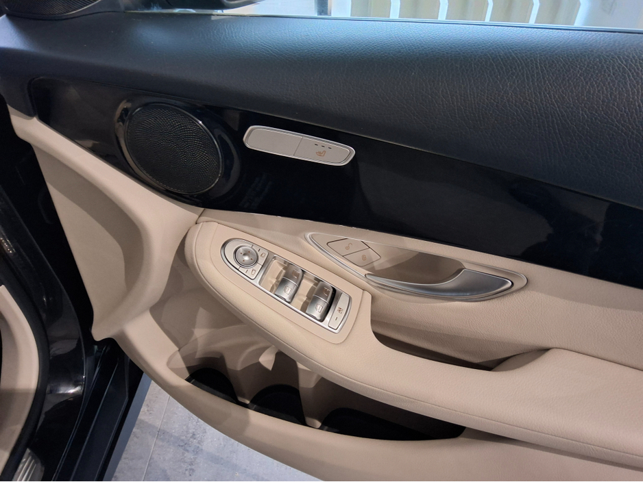 2019 Mercedes-Benz GLC Class 220 D 4MATIC - Low Mileage - Stunning Car - NCT March 2027 - €32,950