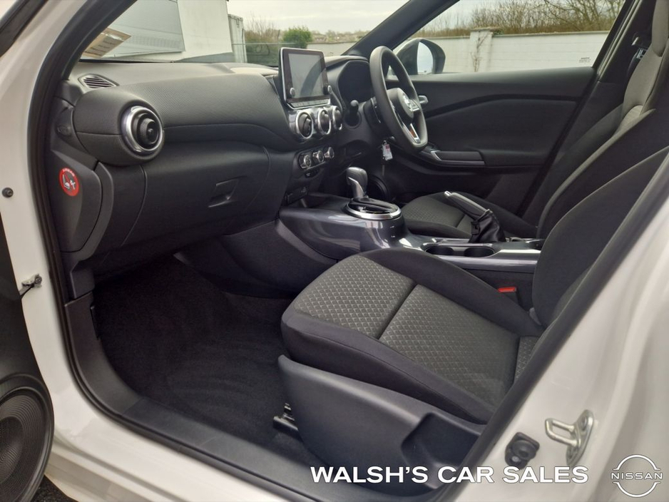 2020 Nissan Juke - image 13