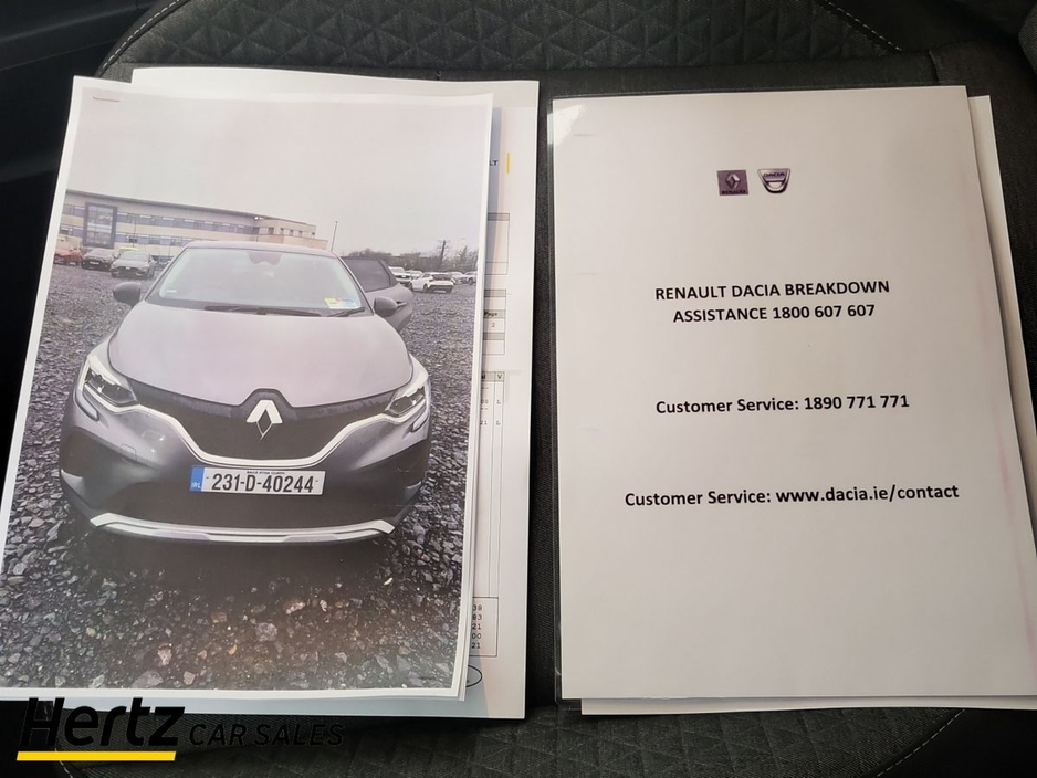 2023 Renault Captur - image 27