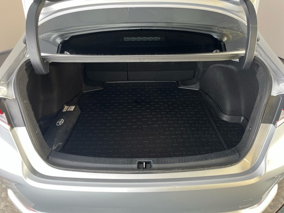 2023 Toyota Corolla - image 10