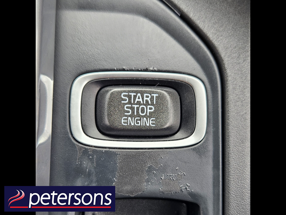 2013 Volvo XC60 - image 34