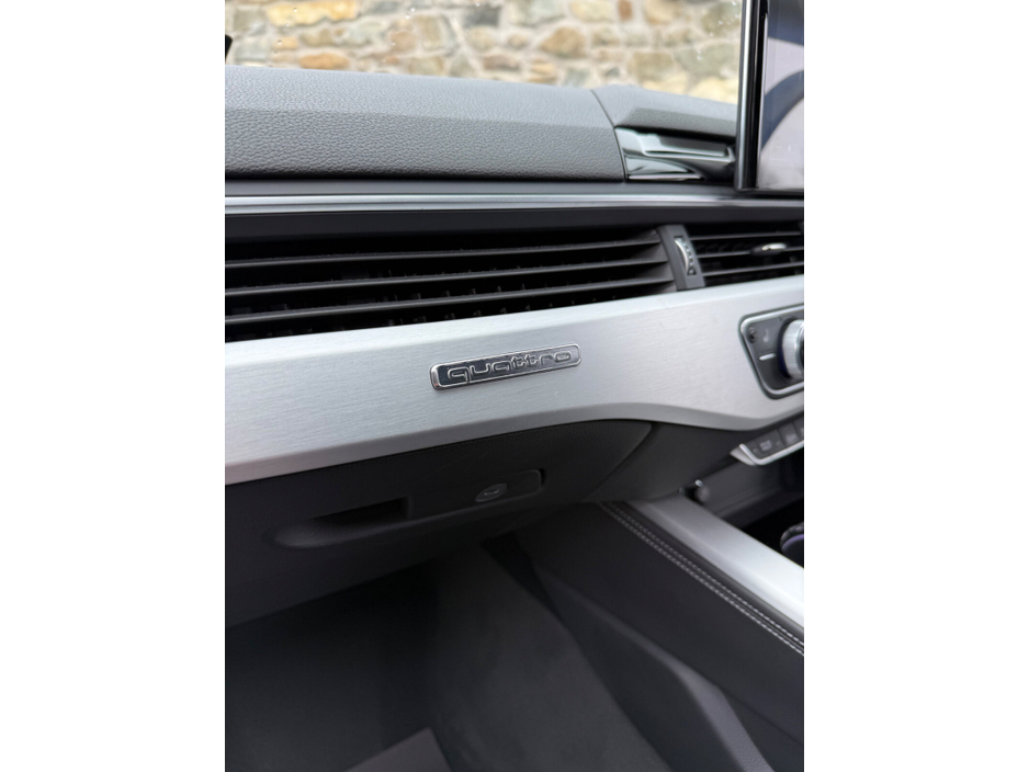 2021 Audi A4 - image 21