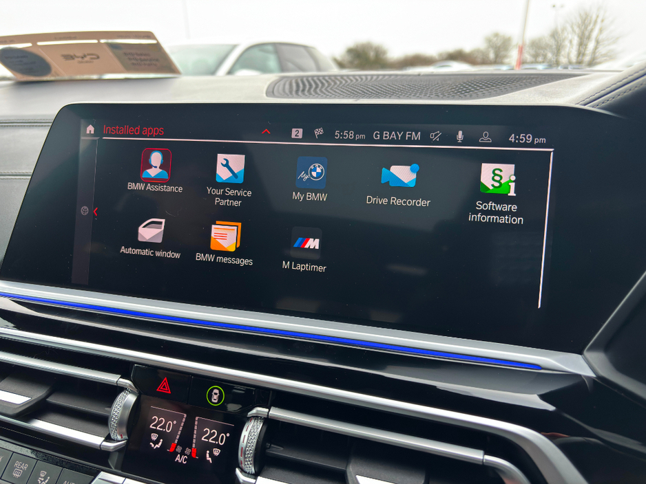 2021 BMW X7 - image 20