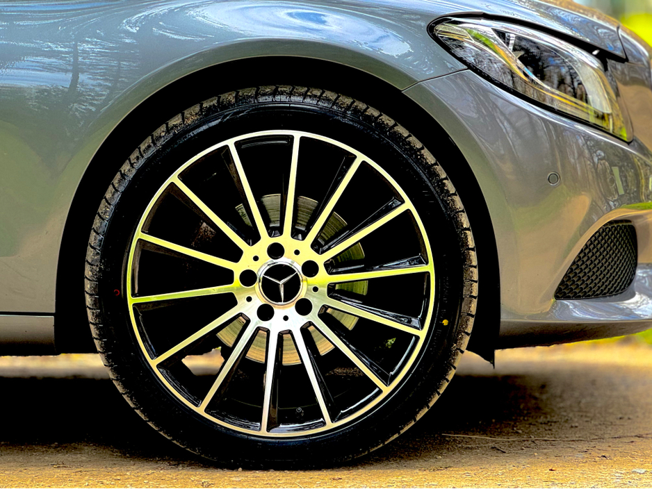 2018 Mercedes-Benz C Class - image 29