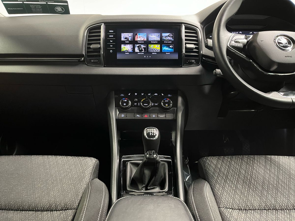 2022 Skoda Karoq - image 19
