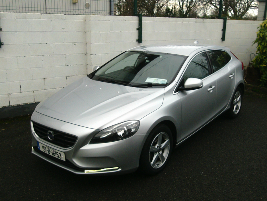 2015 Volvo V40 1.6 D2 SE ** FSH (Volvo ) ** 1 Owner  ** €11,745