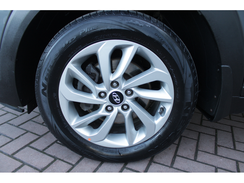 2018 Hyundai Tucson - image 22