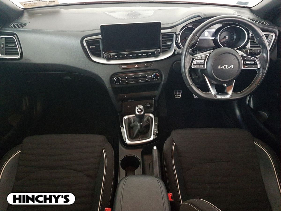 2025 Kia Ceed - image 2