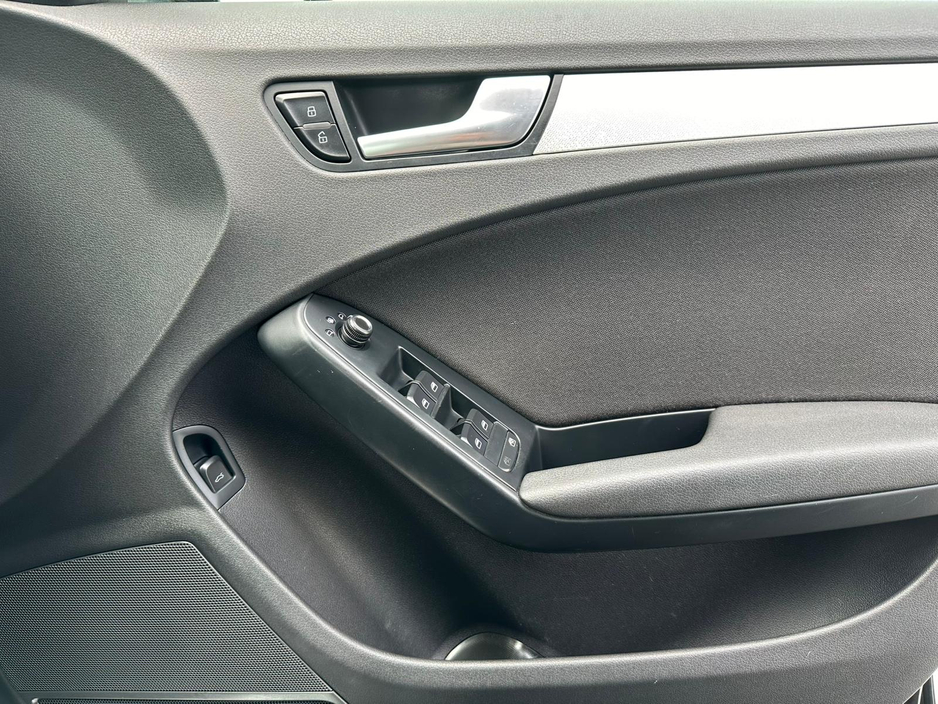 2009 Audi A4 - image 29