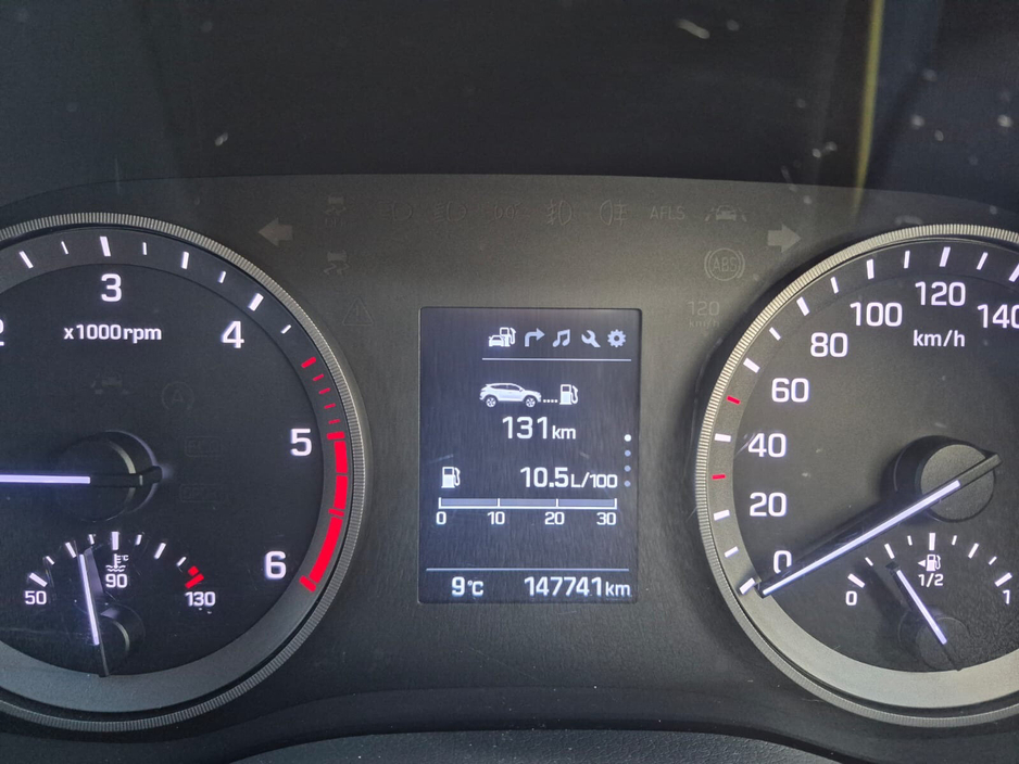 2017 Hyundai Tucson - image 17