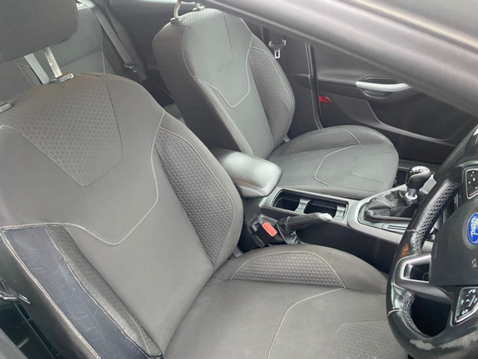 2015 Ford Focus ZETEC 1.6 TDCI 95PS 4DR €9,500