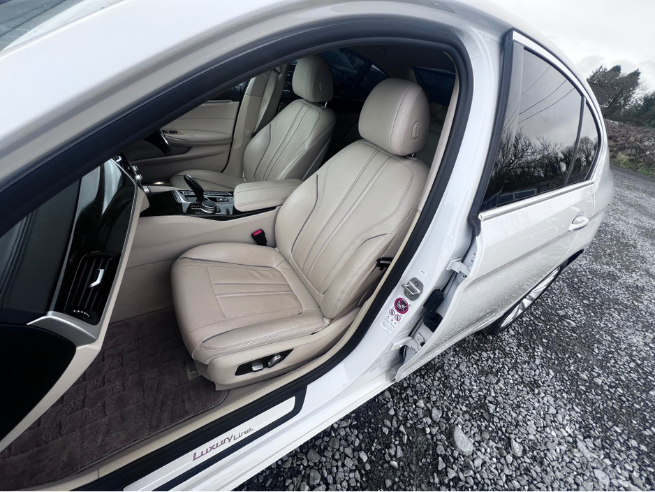 2017 BMW 5 Series 2017 BMW 5 Series 523D Luxury Edition €24,950