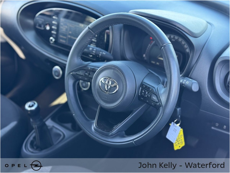 2023 Toyota Aygo X 1.0 Pulse €13,950