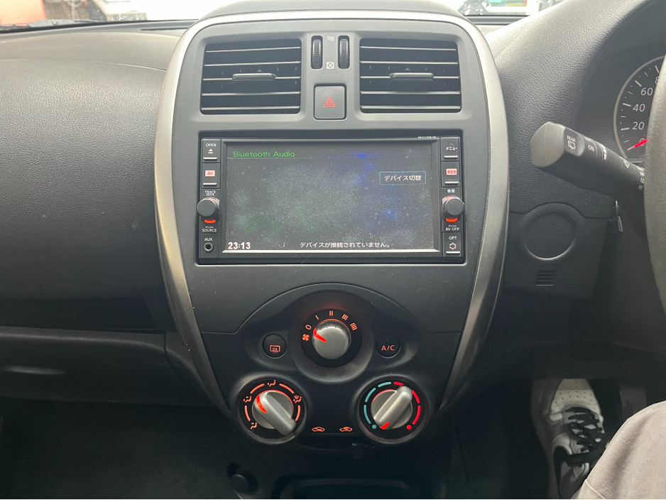 2016 Nissan March - image 15