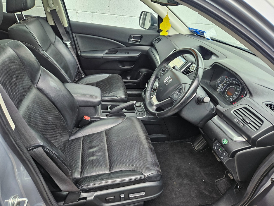 2016 Honda CR-V - image 17