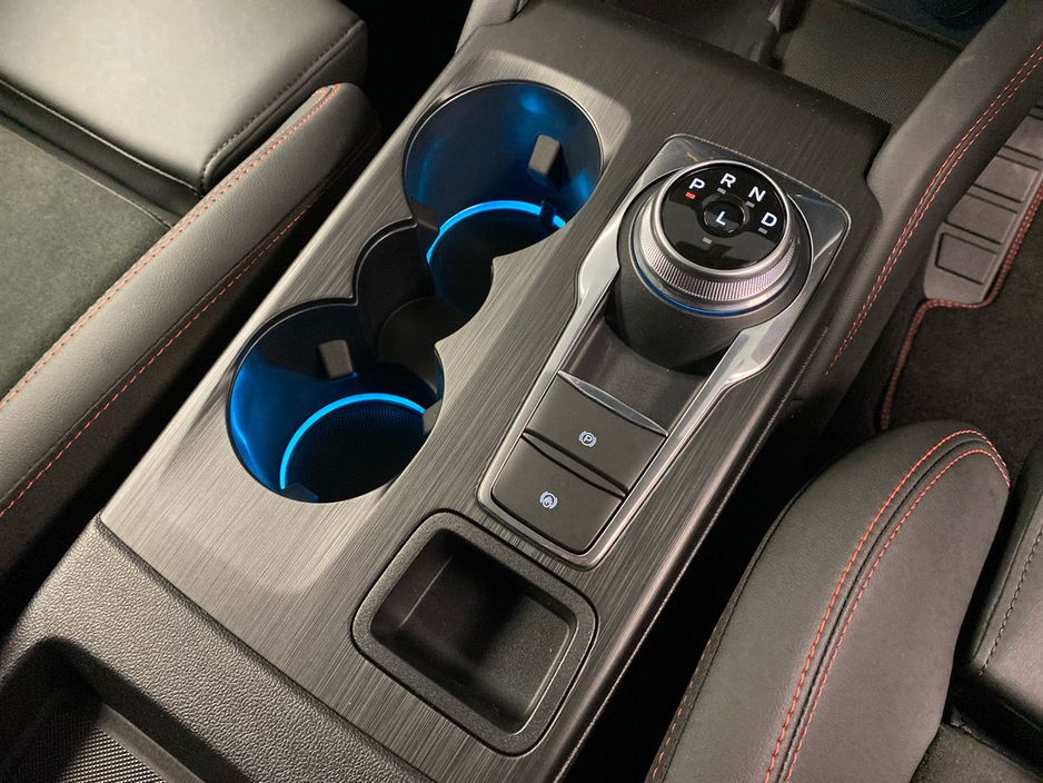 2026 Ford Kuga - image 18