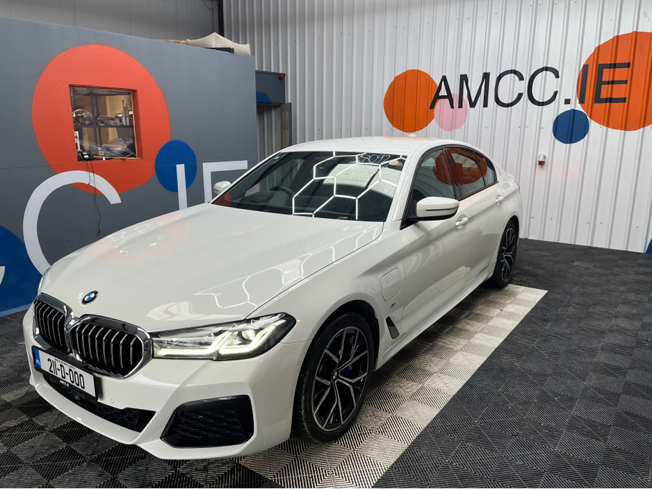 2021 BMW 5 Series €35950 2021 BMW 530E M-SPORT EDITION JOY+ 2.0 AUTOMATIC / CRUISE CONTROL / 360° PARKING CAMERA / ELECTRIC MEMORY & HEATED SEATS / PADDLE SHIFTERS / APPLE CARPLAY / AMBIENT LIGHTS / HEATED REAR SEAT €35,950