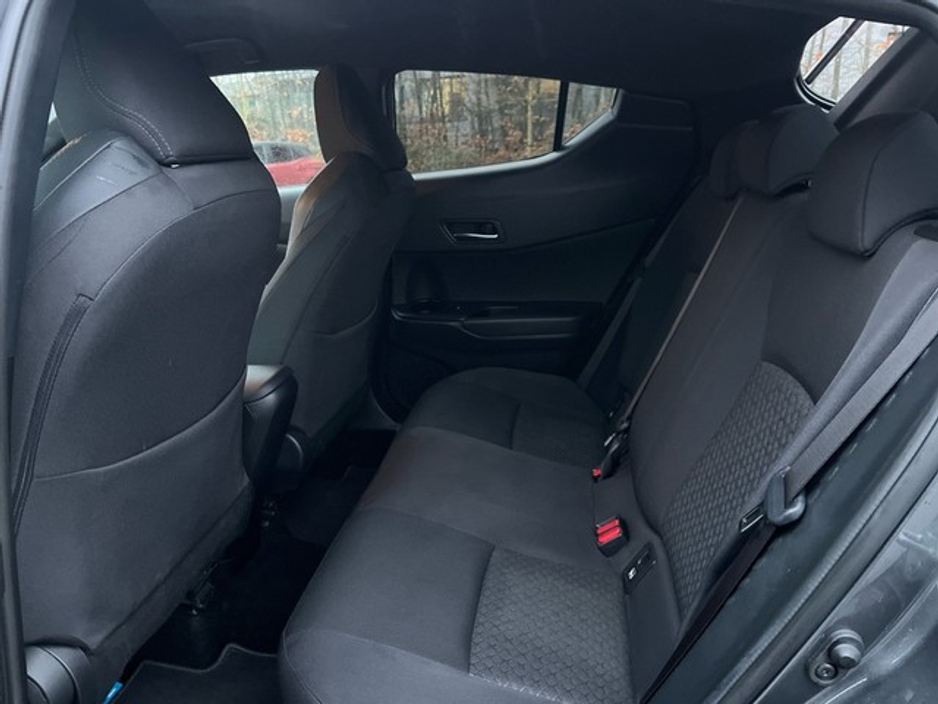 2023 Toyota C-HR HYBRID SPORT 4DR AUTO €29,950