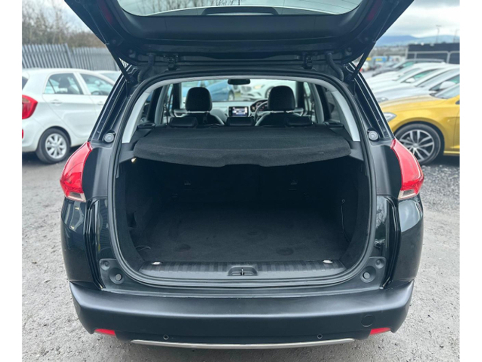 2016 Peugeot 2008 1.2 Petrol Compact SUV Automatic 2016 (1880) €9,995