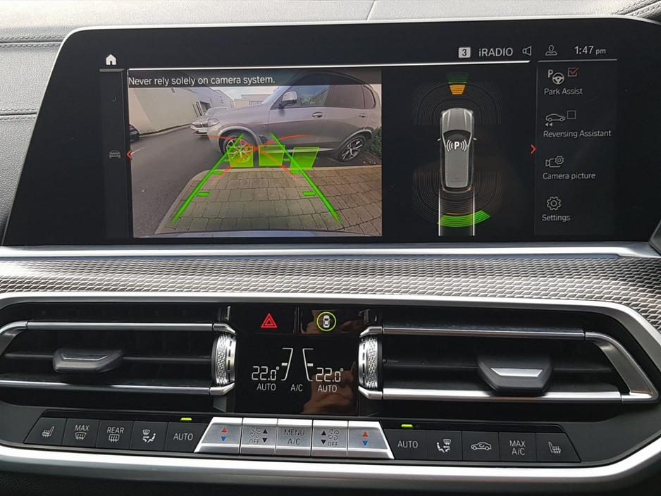 2022 BMW X5 xDrive45e xLine €63,995