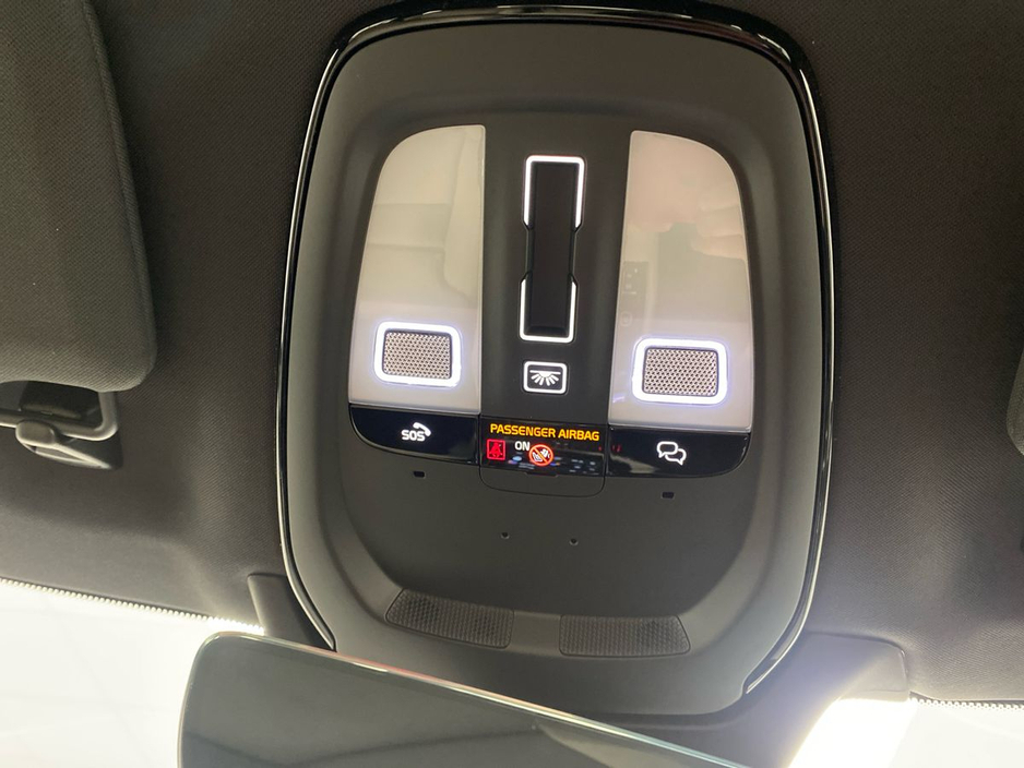 2026 Volvo XC90 - image 27