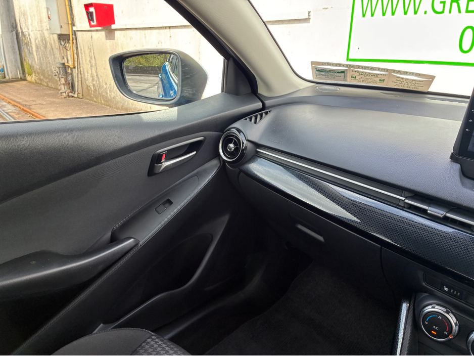 2017 Mazda Demio - image 19