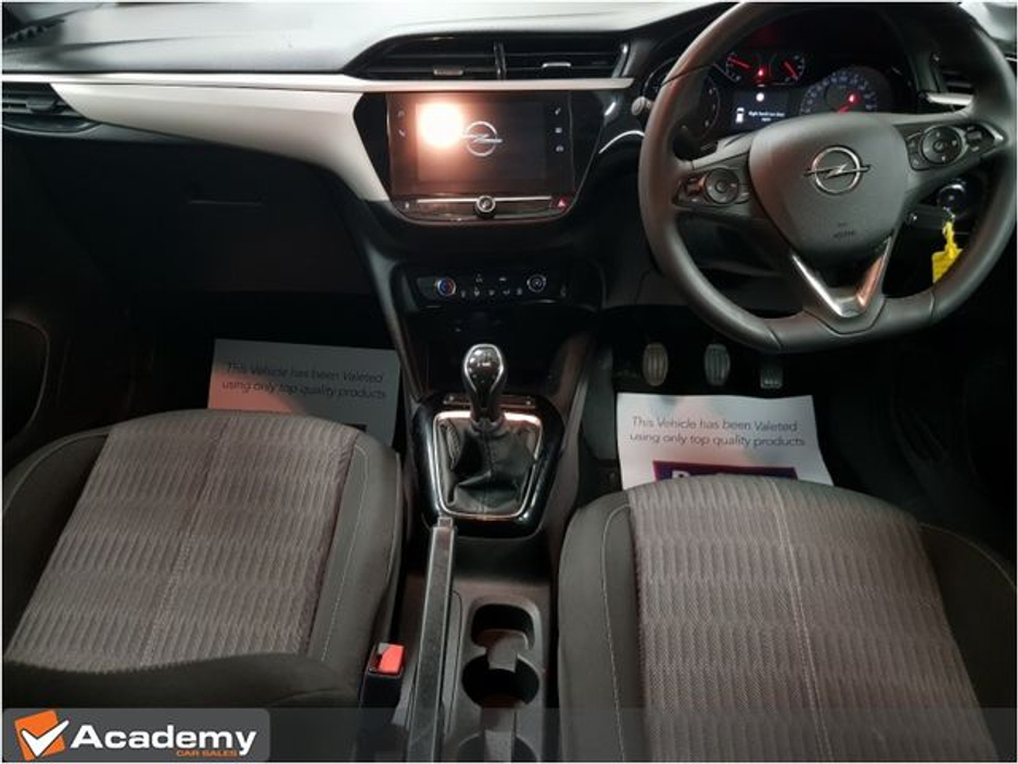 2023 Opel Corsa - image 2