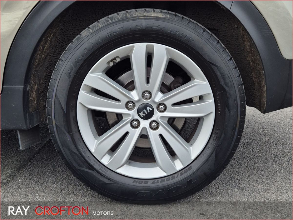 2017 Kia Sportage - image 8