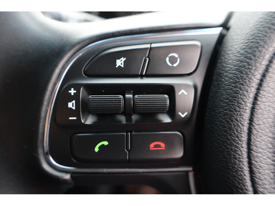 2016 Kia Sportage - image 15